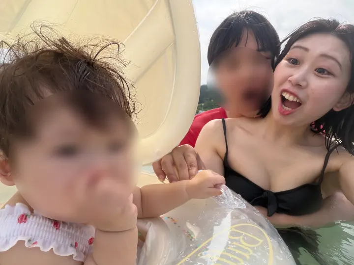 赤ちゃん、初めての海へ。家族3人で過ごした夏の日 未公開写真 6